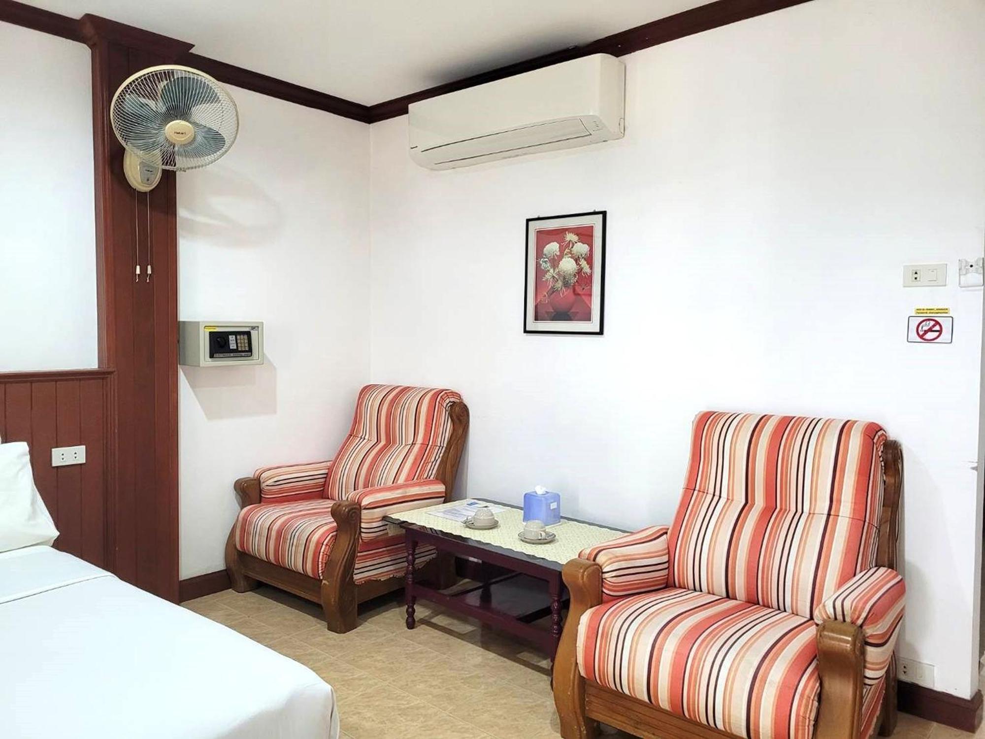 Rabbit Mansion Patong Hotel Εξωτερικό φωτογραφία