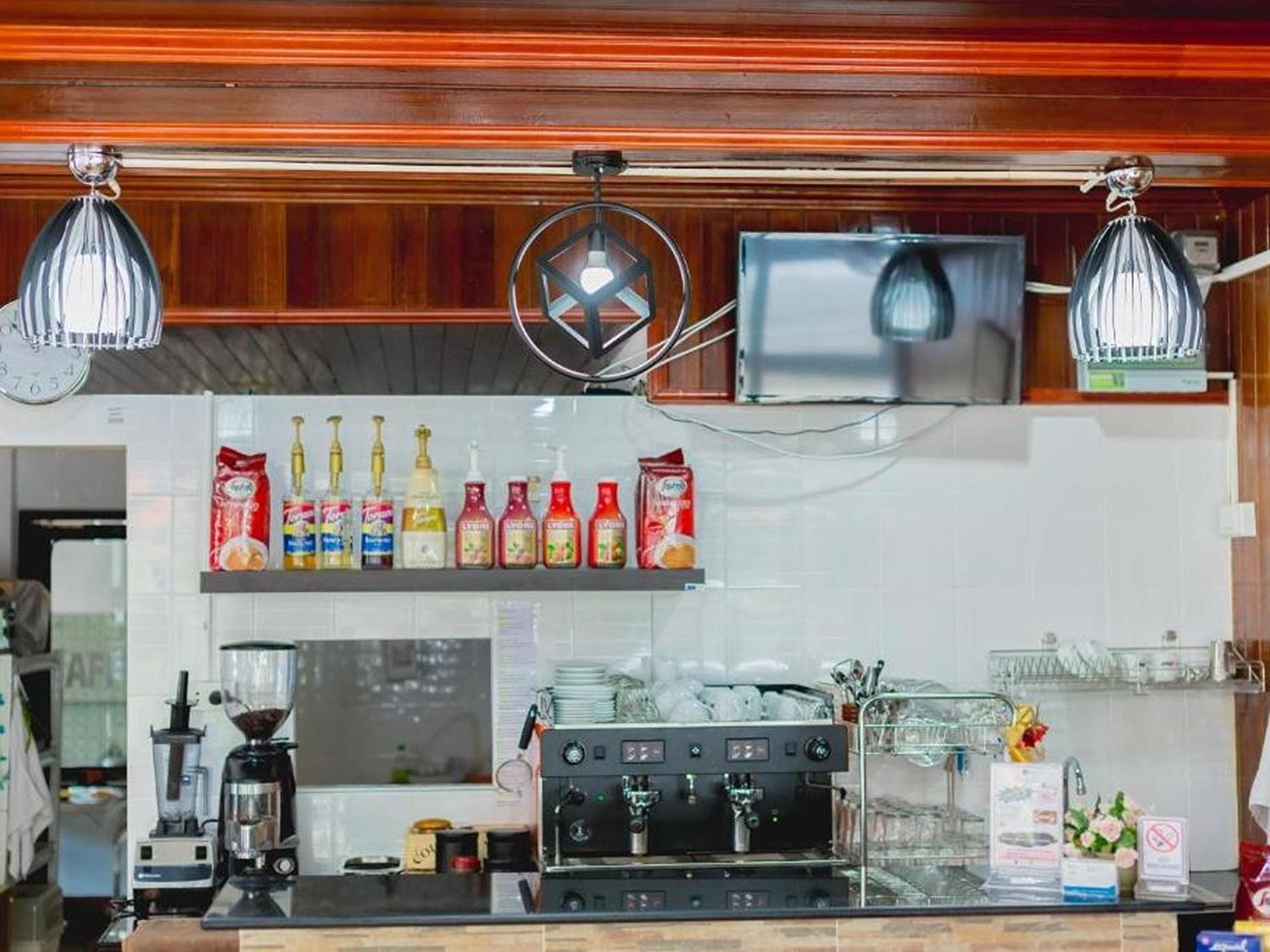 Rabbit Mansion Patong Hotel Εξωτερικό φωτογραφία